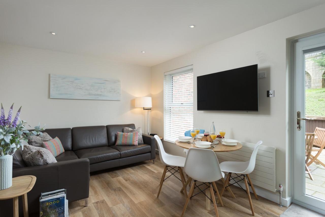 12 Pear Tree House Villa York Bagian luar foto